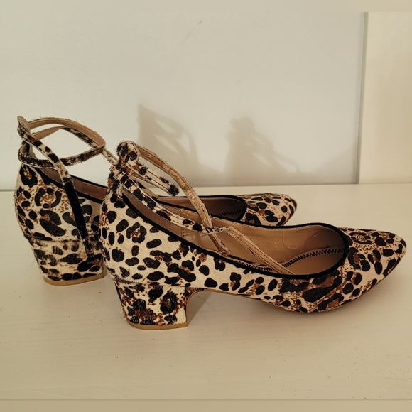 Leather Calf Hair, Pilcro & The Letterpress Women's  Cheeta Print, Strappy Heels - Picture 2 of 13